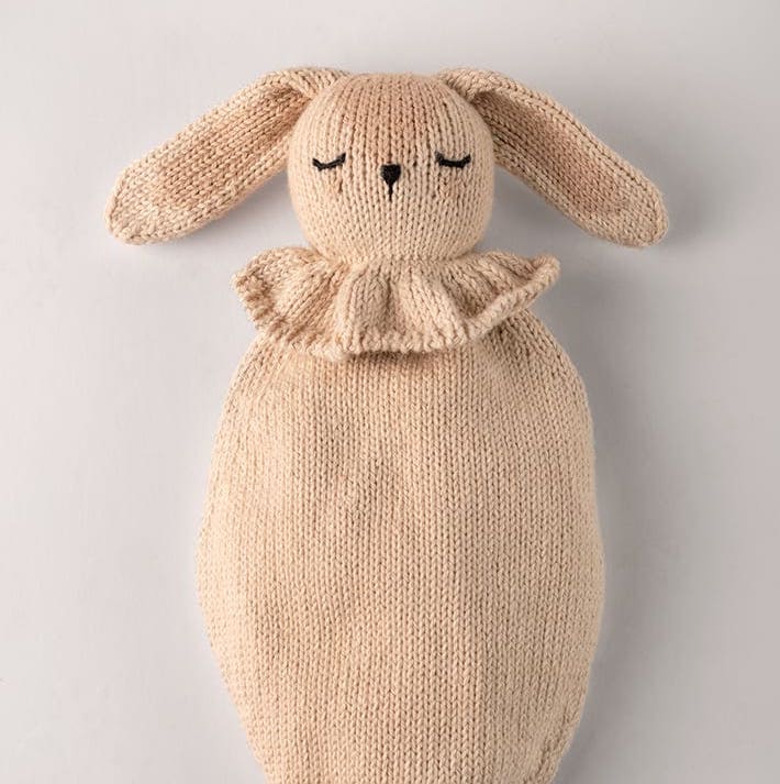 Doudou en crochet lapin Brique