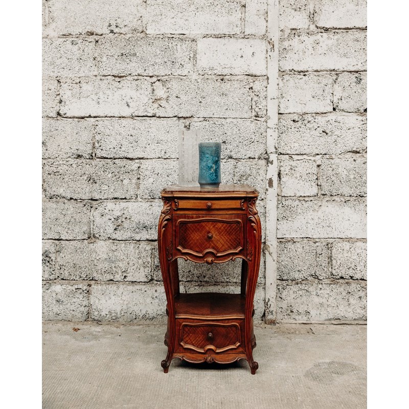 Table de chevet en marbre n°401