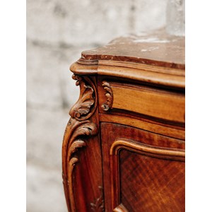 Table de chevet en marbre n°401