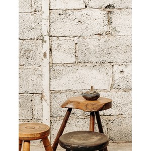 Regis, le tabouret brutaliste n°410