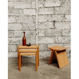 Axel, le tabouret en bois massif n°369