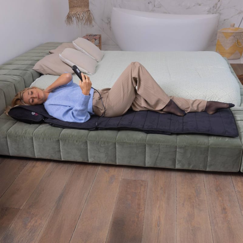 Tapis de massage 3-en-1: vibration, coussin shiatsu et tapis d'acupression
