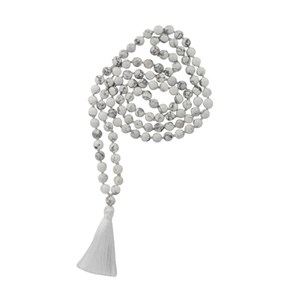 Mala en howlite blanche 108 perles