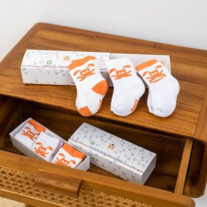 Chaussettes naissance en coton bio