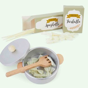 Jouet en bois dinette pâtes