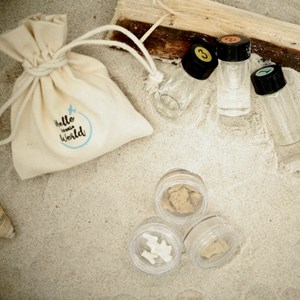 Boite à souvenirs et carnet de voyage