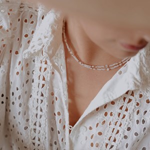 Collier paloma en pierres de lune
