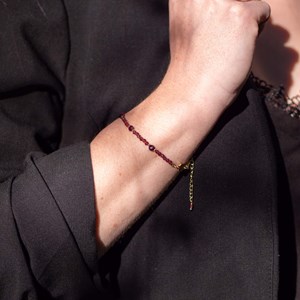 Collier et bracelet en pierres grenat