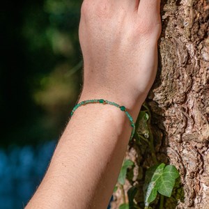 Collier et bracelet en pierres agate