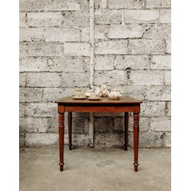 Romy, la table à manger en bois n°235