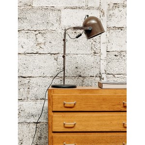 Julia, la lampe à poser en métal n°171