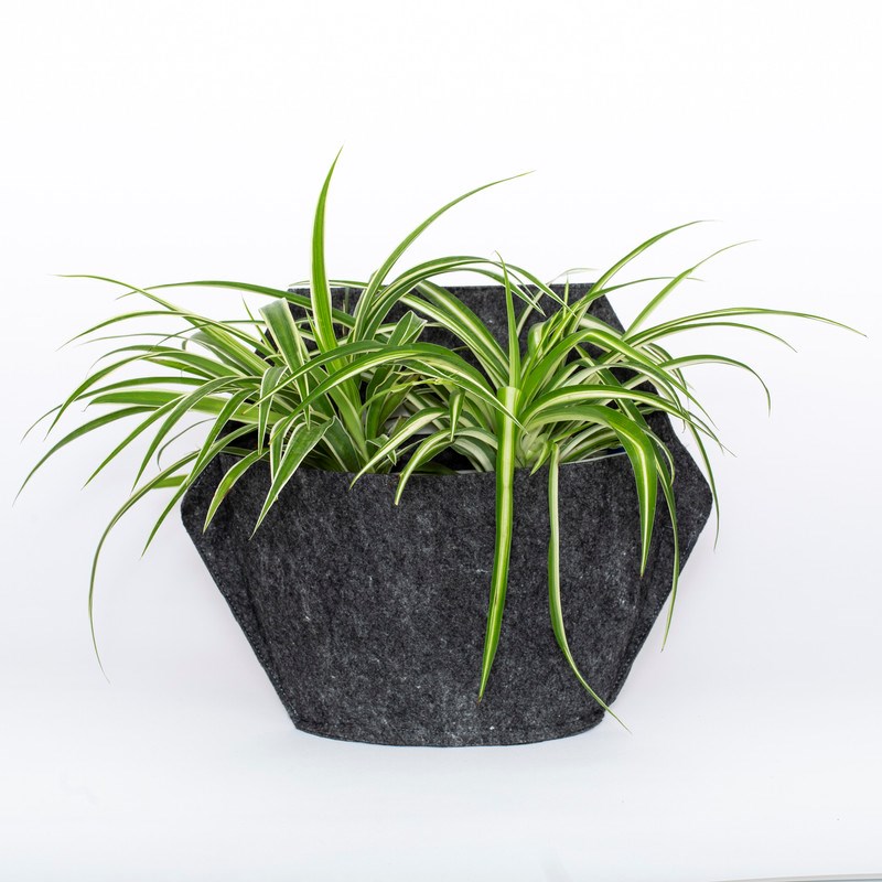 Pot mural gris avec couverture textile recyclé