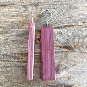 Blocs en cèdre rouge avec crochets -