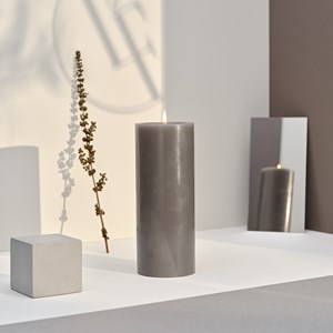 Bougie cylindrique 125h gris intemporel