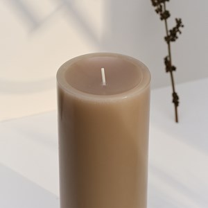 Bougie cylindrique 125h taupe intemporel