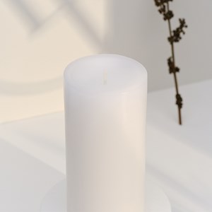 Bougie cylindrique 75h blanc intemporel