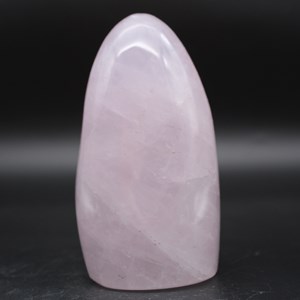 Quartz rose 800gr 130mm de madagascar