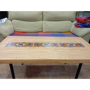 Table decorative senna
