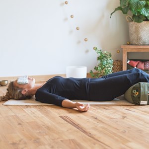 Coussin yeux lin lavande - luna