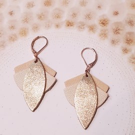 Boucles d'oreilles lotus ivoire