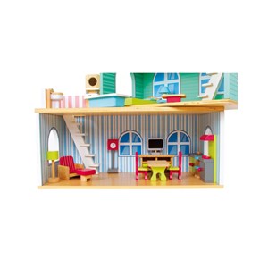 Maison de poupée en bois