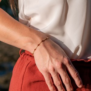 Bracelet bianca en pierres grenat