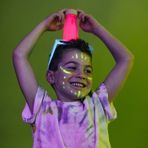 Bouteille sensorielle fluo