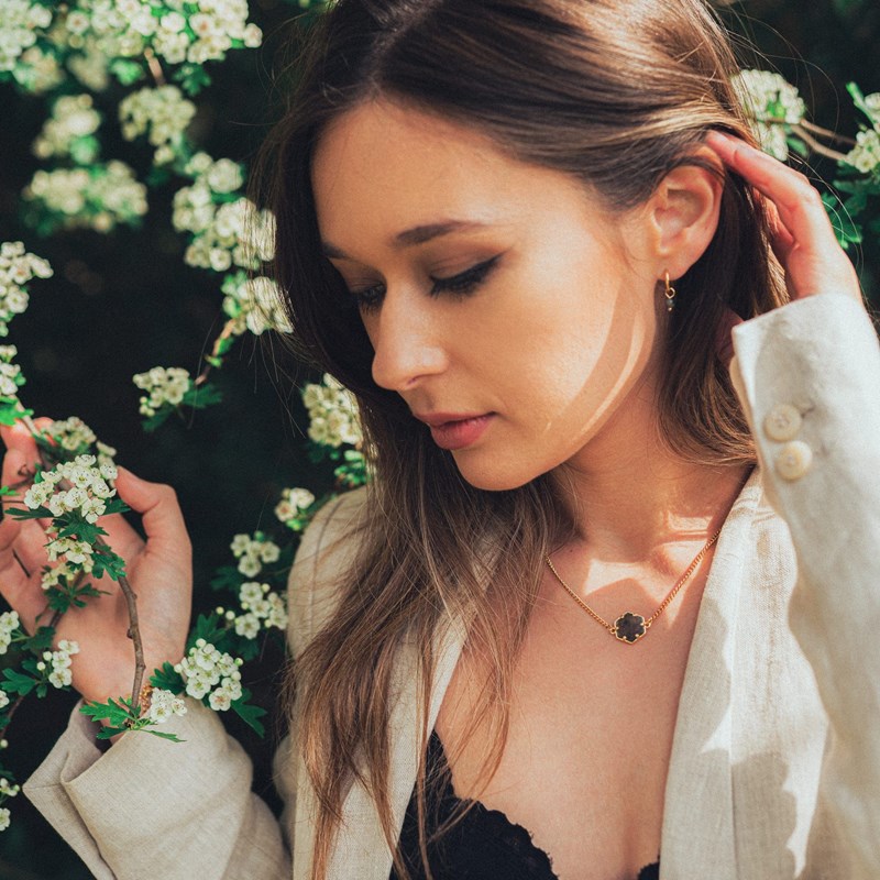 Collier hexalia en pierres labradorite