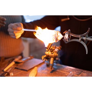 Atelier - soufflage du verre - bordeaux