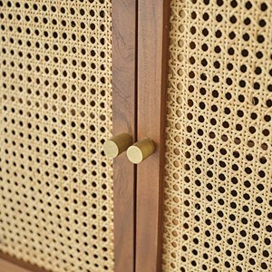 Buffet en bois d'acacia et cannage