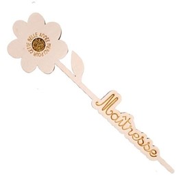 Fleur en bois mot maîtresse