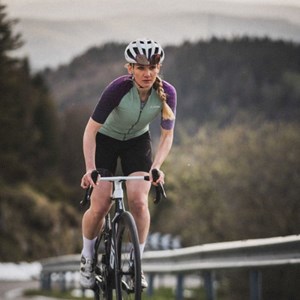 Short cycliste loeffler avec collants de 42