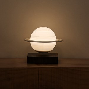 Globe saturne 3d en lévitation base bois