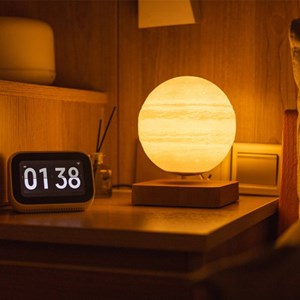 Globe jupiter 3d en lévitation base bois