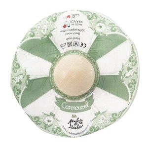 Paulette et sacha carrousel  a la campa