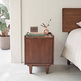 Table de chevet en bois de mindi