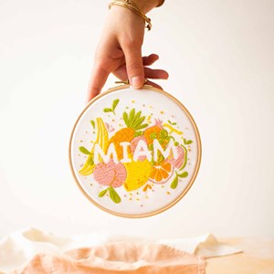 Kit diy broderie - le panier de fruit