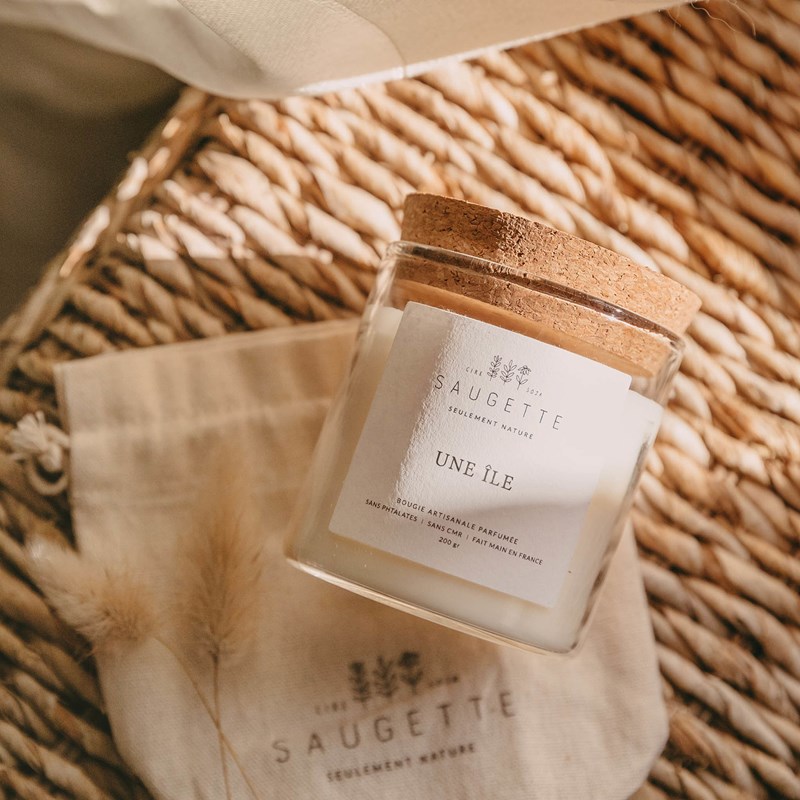 Saugette - Une île - bougie artisanale
