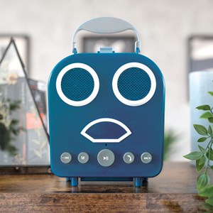 Radio design et enceinte bluetooth bleue