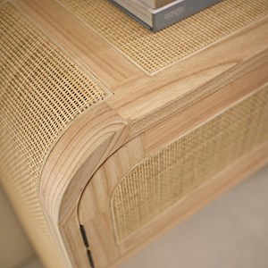 Console en bois de mindi et cannage