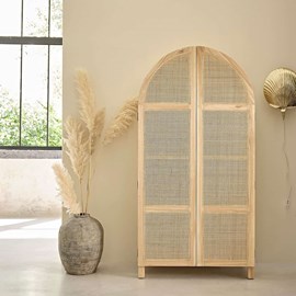 Armoire en bois de mindi et cannage
