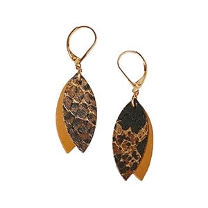 Boucles d'oreilles mini-pétale caramel