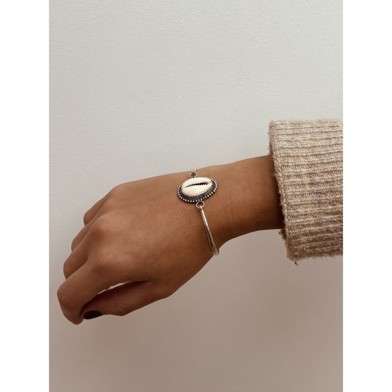 Bracelet jonc coquillage cauri