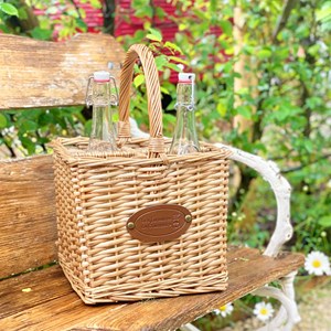 Panier porte-bouteille en osier 4 cases