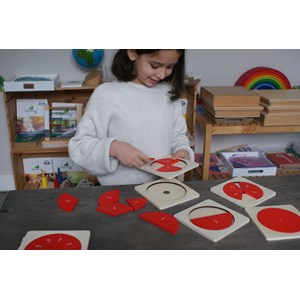 Mamontessoribox fractions