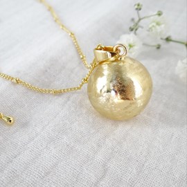 Bola grossesse brossé or. Satellite