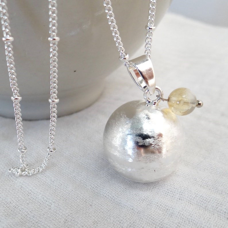 Bola brossé argent, novembre citrine