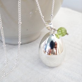 Bola goutte argent, août péridot