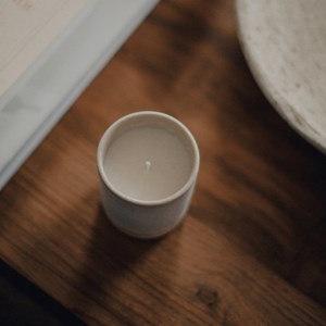 Bougie la poudrée cèdre du liban