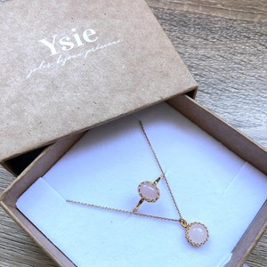 Coffret cadeau collier quartz rose